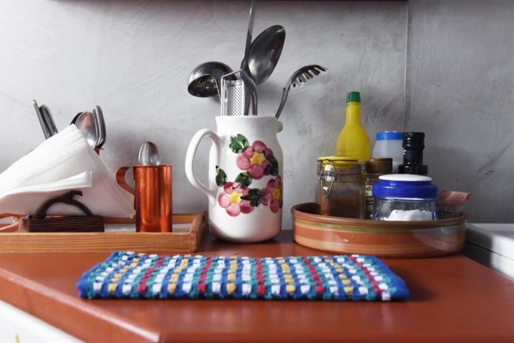 Calderimi Traditional Houses サントリーニ エクステリア 写真