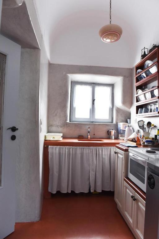 Calderimi Traditional Houses サントリーニ エクステリア 写真
